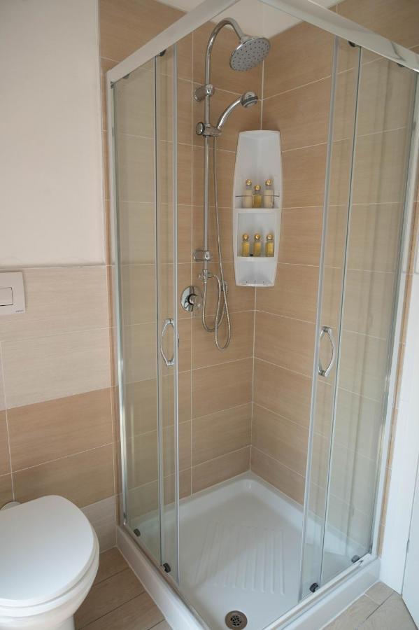 Dimora Rossa Bed & Breakfast Sottomarina Ngoại thất bức ảnh