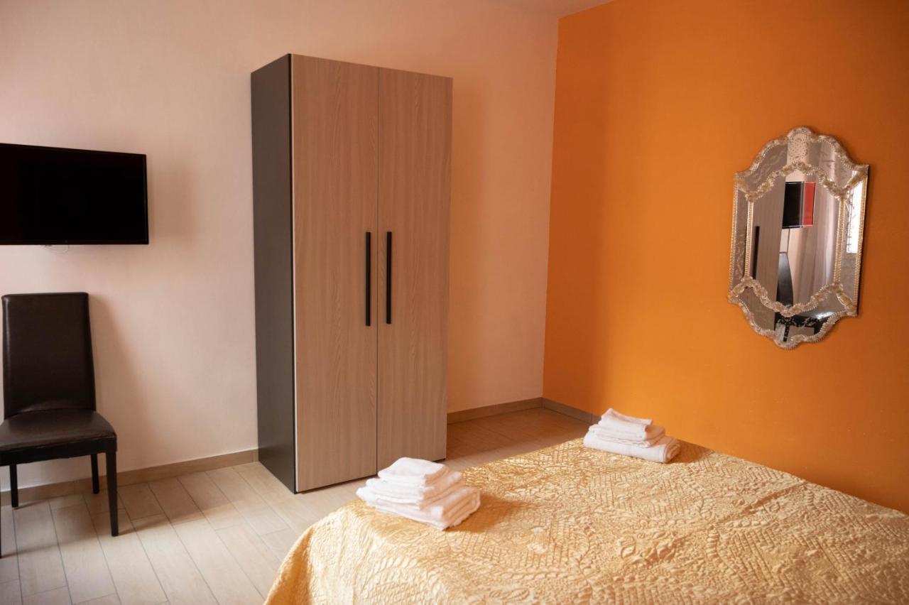 Dimora Rossa Bed & Breakfast Sottomarina Ngoại thất bức ảnh