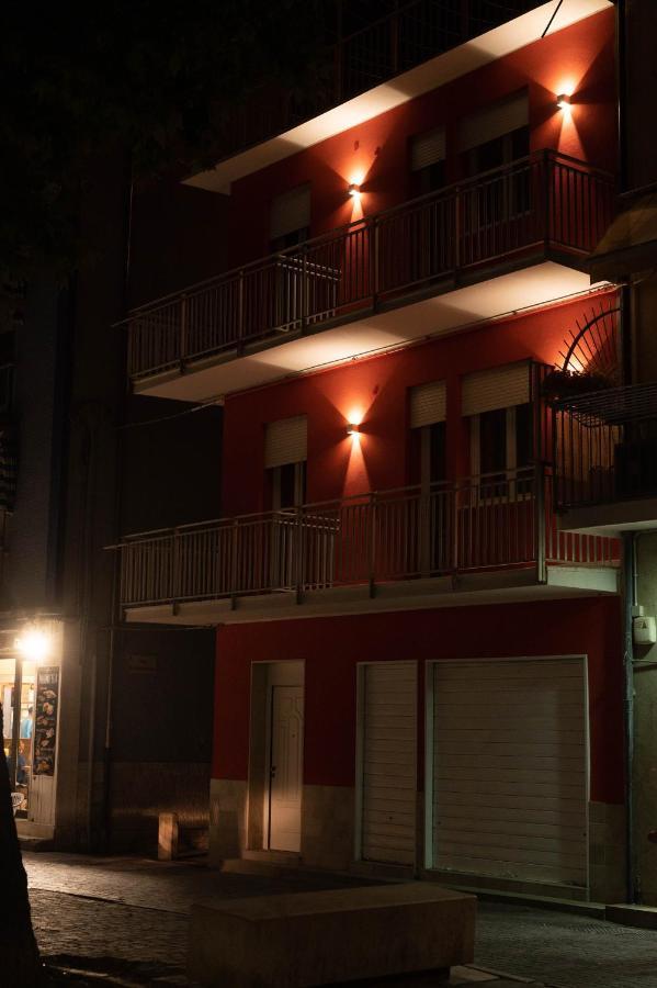 Dimora Rossa Bed & Breakfast Sottomarina Ngoại thất bức ảnh