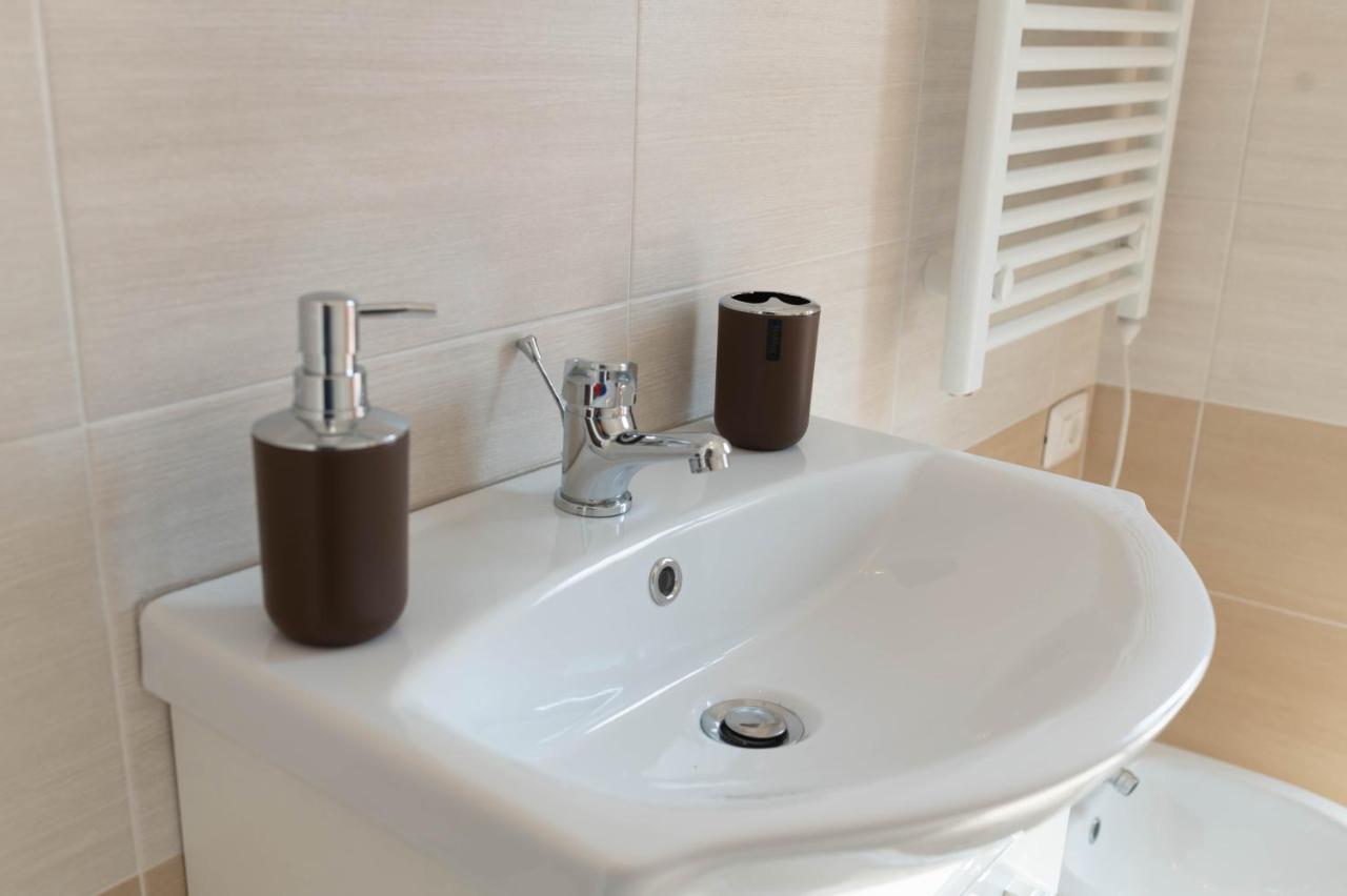 Dimora Rossa Bed & Breakfast Sottomarina Ngoại thất bức ảnh